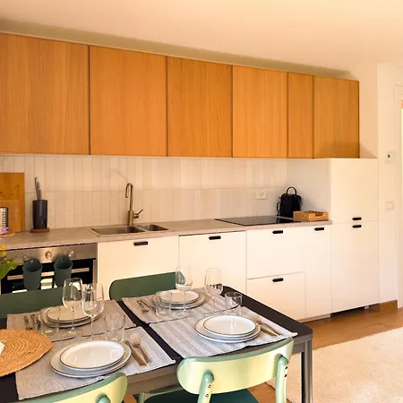 Golf Apartment *